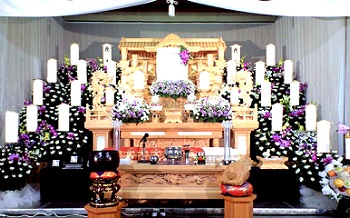仏式　仏教　葬儀　祭壇の違い　東京都　高級葬