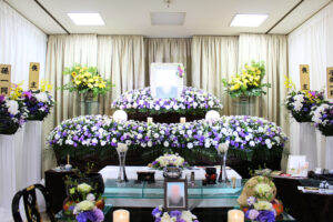 杉並区 堀ノ内斎場 セイプレイト花祭壇 家族葬事例