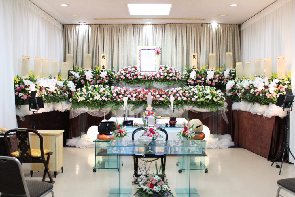 荒川区 町屋斎場 セイスペード花祭壇 家族葬 葬儀事例